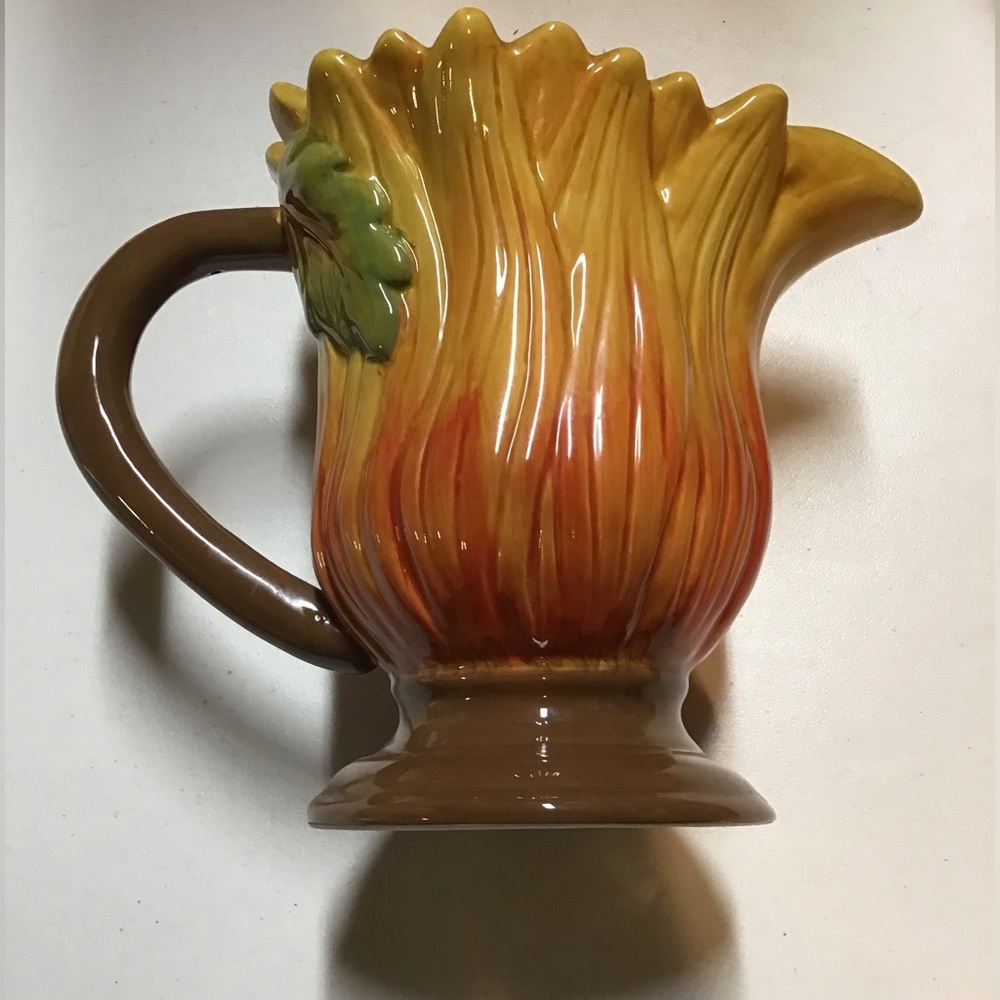 TERRACOTTA SUNFLOWER PITCHER GUC